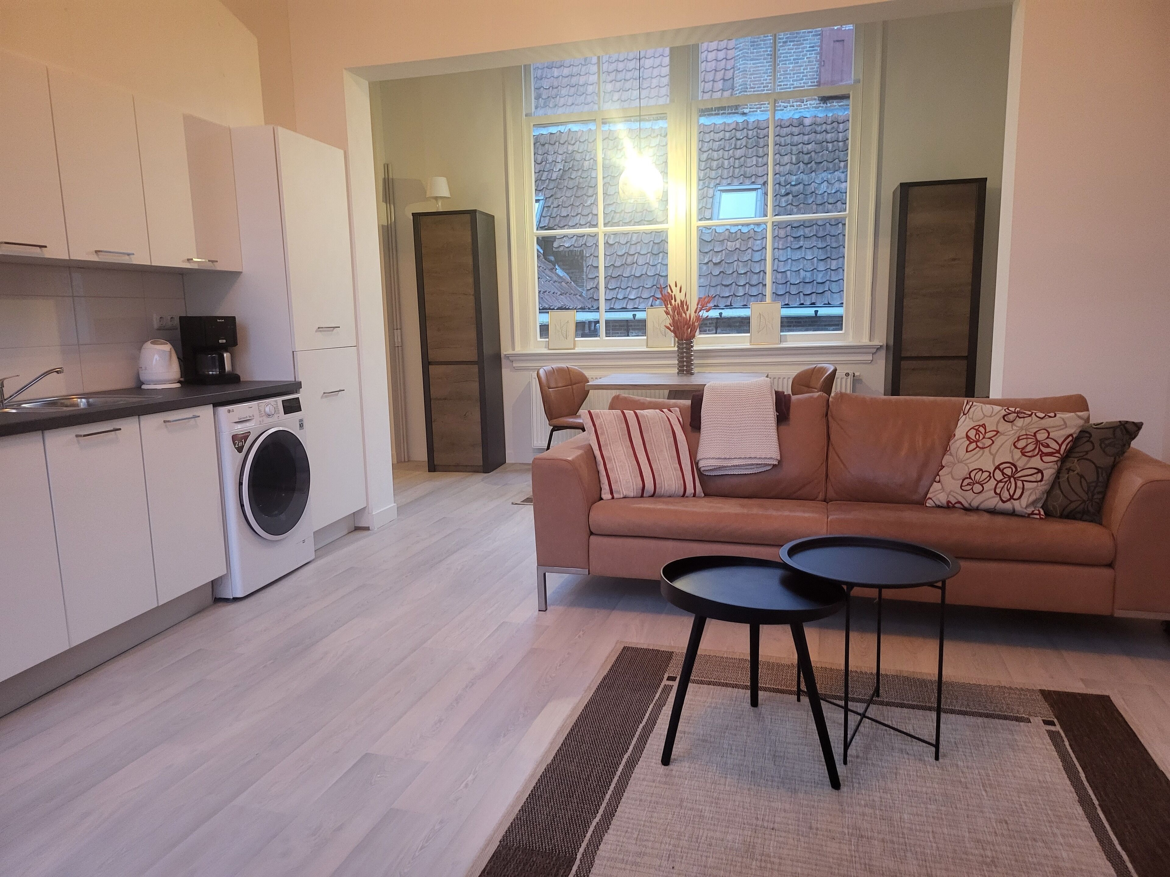 deluxe apartment, 1 bedroom, mezzanine | soundproofing, free wifi, bed sheets