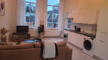 Deluxe Apartment, 1 Bedroom, Mezzanine | Private kitchen | Coffee/tea maker, electric kettle