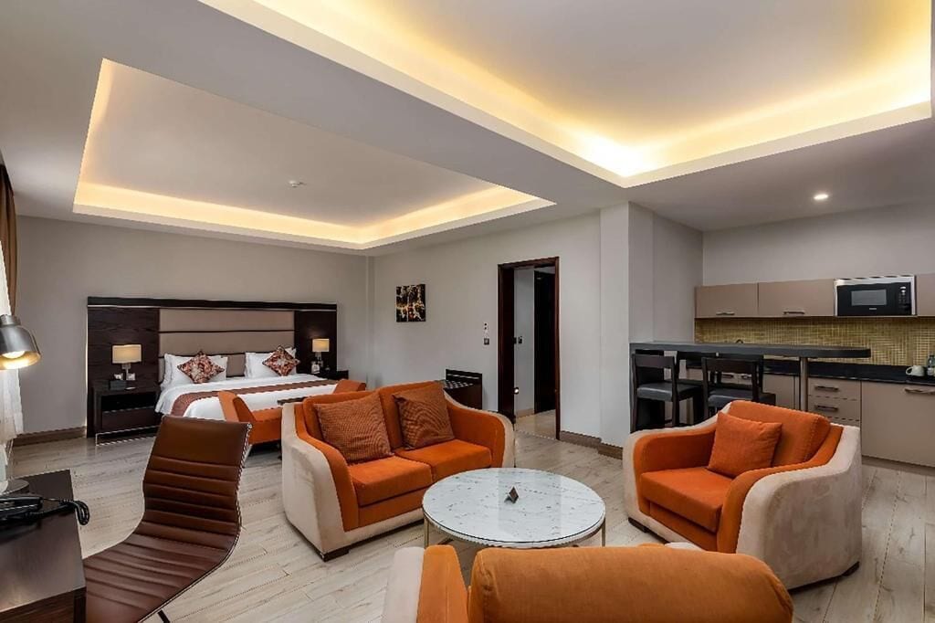 1 bedroom, in-room safe, individually furnished, desk