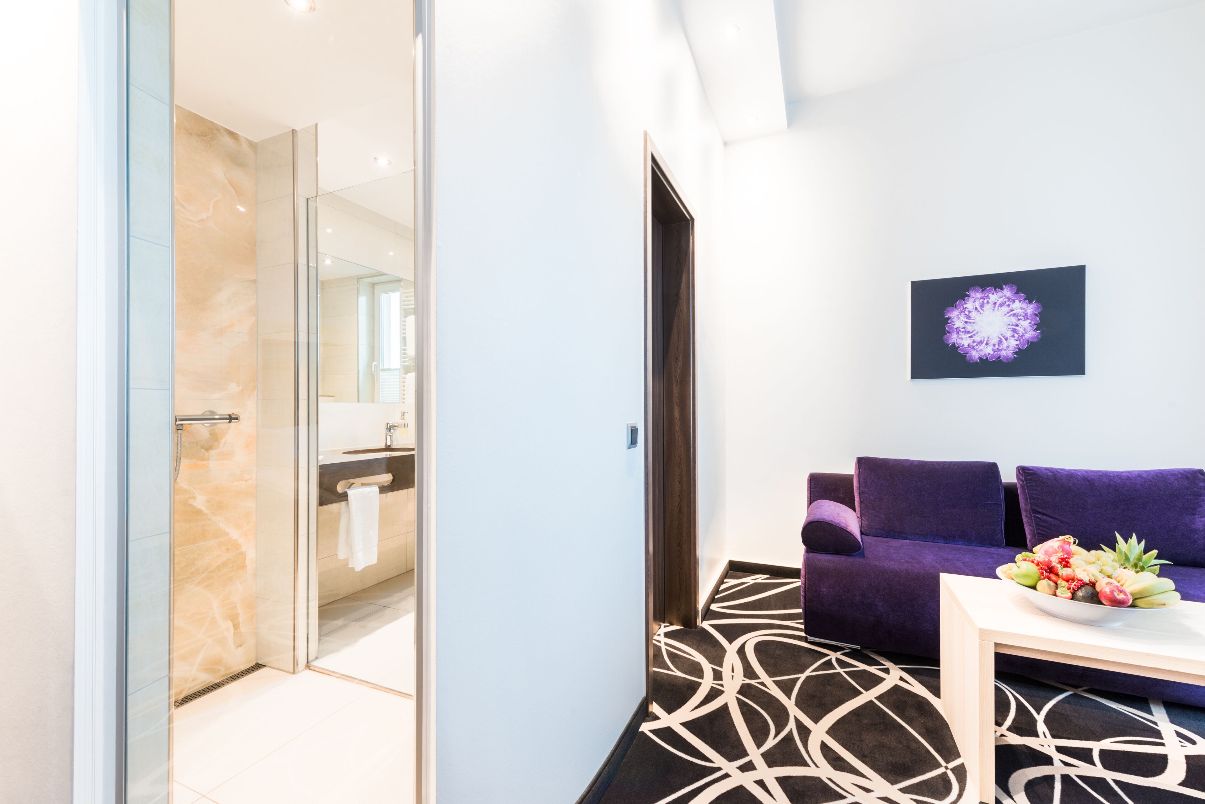 junior suite | 1 bedroom, in-room safe, blackout curtains, soundproofing