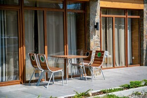 Terrace/patio - Tatrzańskie Echo Domki Regionalne (Zakopane)