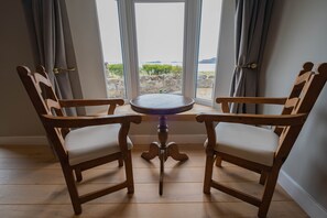 Deluxe Suite | Living area - Summer Isles Hotel (Ullapool)