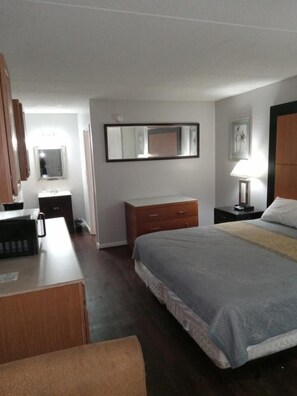 Desk, free WiFi, bed sheets, wheelchair access