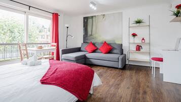 Deluxe Quadruple Room, 1 Double Bed with Sofa bed, River View | Frette Italian sheets, premium bedding, Select Comfort beds