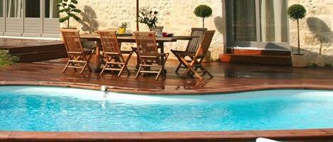 Piscina a l'aire lliure