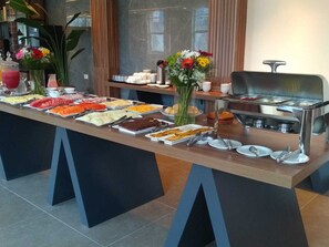 Dagelijks ontbijtbuffet (toeslag)