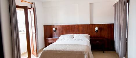 Habitació doble superior | Caixa forta a l'habitació, escriptori i habitacions insonoritzades