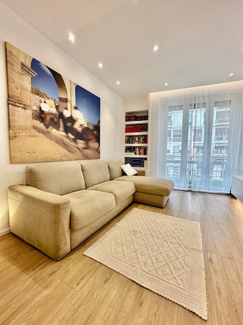 J&O' Luxury Suite