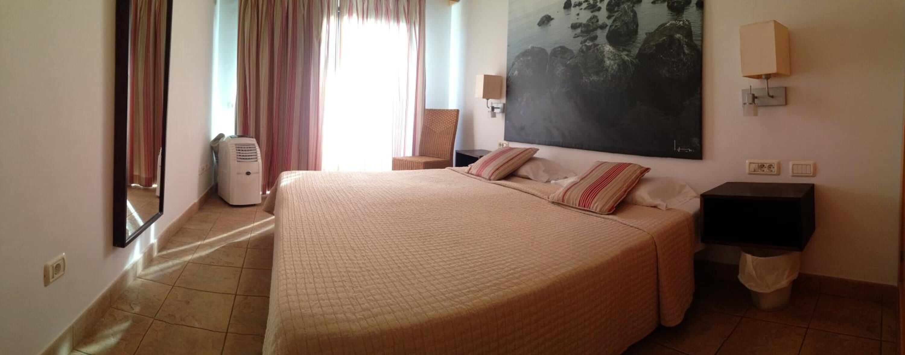 in-room safe, blackout curtains, free cots/infant beds, rollaway beds