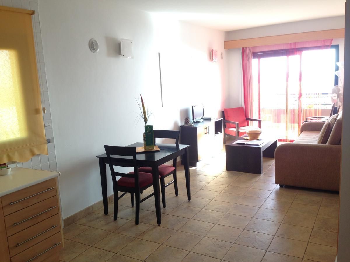 apartment, 1 bedroom, ocean view, ground floor | living area | led tv