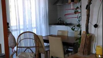 Dreibettzimmer, Gemeinschaftsbad