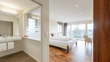 Comfort-dobbeltværelse - 1 dobbeltseng - balkon - bjergudsigt | Værelsesfacilitet