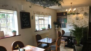 Restaurant - The Kings Arms (Melton Mowbray)