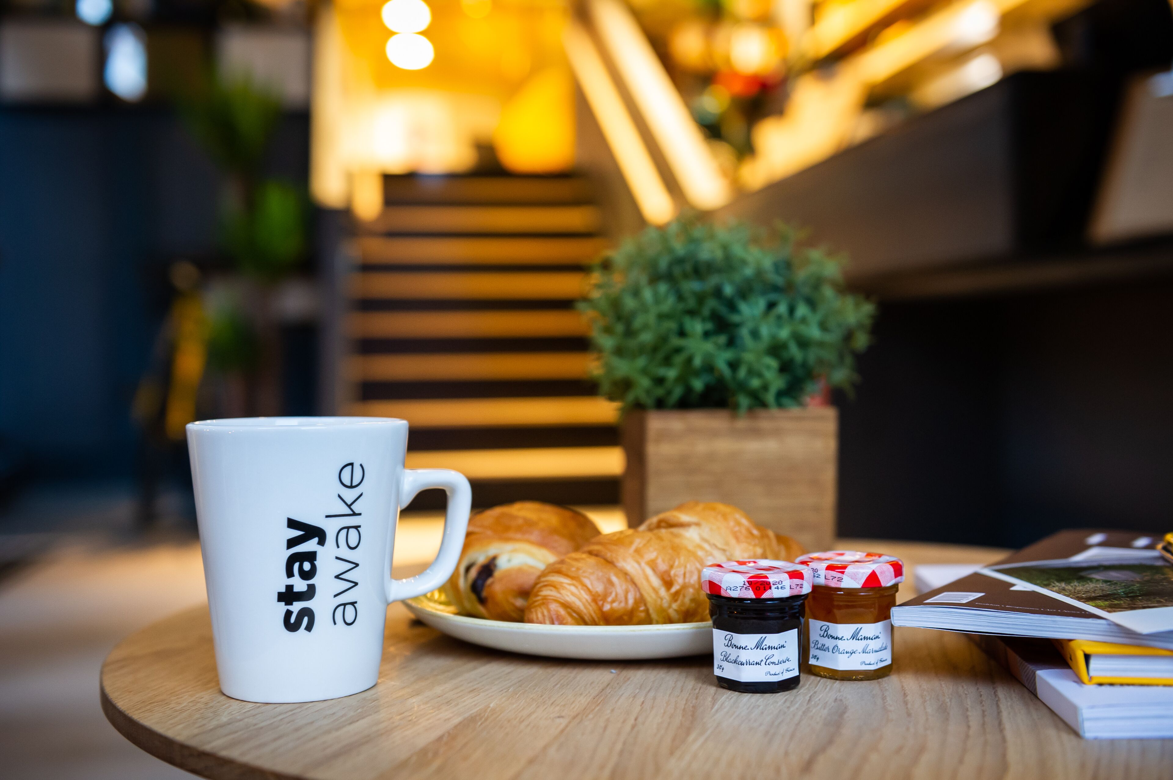 Kontinental frukost varje dag (EUR 10 per person)