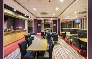 Bar (on property) - Mercure St Helens (St Helens)