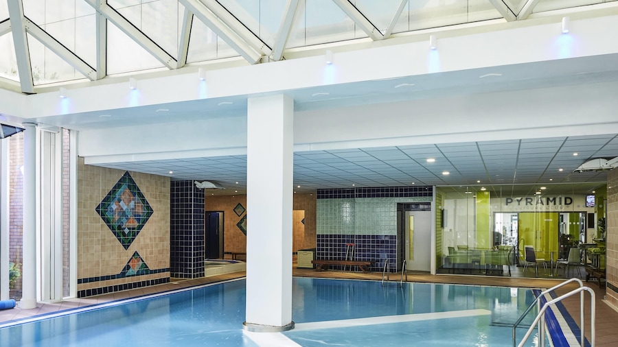 Mercure St Helens