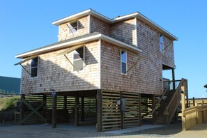 Exterior - Whalebone Cottages by Kees Vacations (Nags Head)
