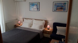 Free WiFi, bed sheets - Magdalena (Pag)