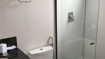 Apartemen, 3 kamar tidur | Kamar mandi | Perlengkapan mandi gratis, handuk, sampo, dan tisu toilet