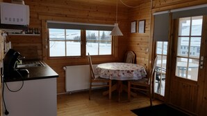 Småhus, 1 soverom | Eget kjøkken