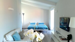 Minibar, iron/ironing board, rollaway beds, free WiFi - B&B Unique (Sorrento)