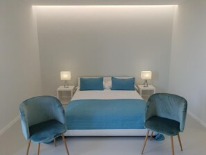 Minibar, fer et planche à repasser, Wi-Fi gratuit, draps fournis