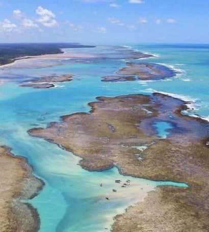 Una playa cerca