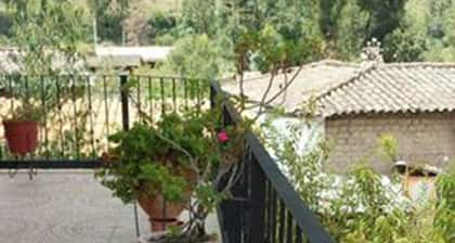 Pakareq Tampu Guest House