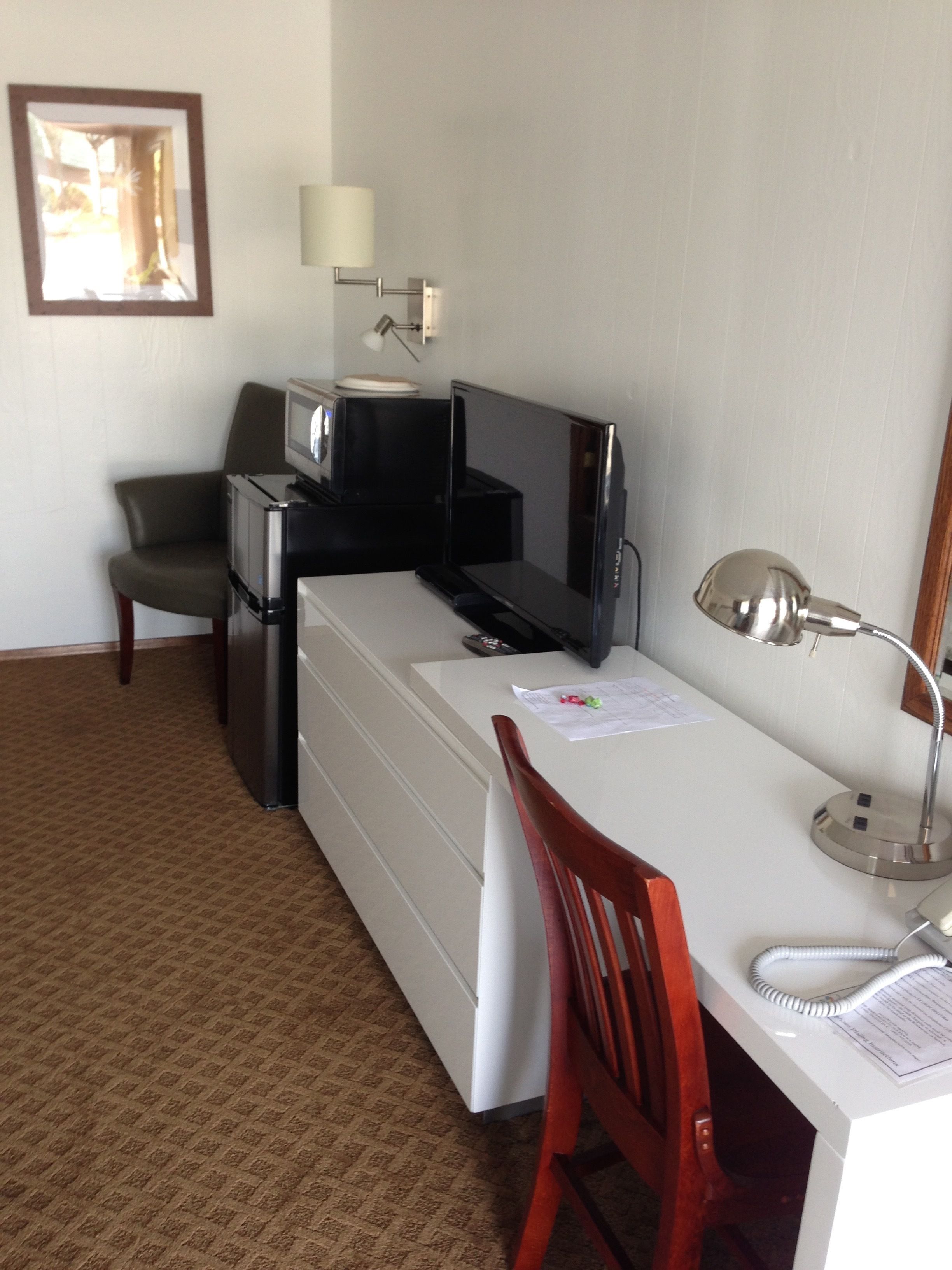 in-room business centre