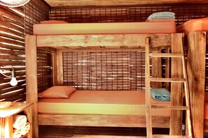 Basic Shared Dormitory | Bed sheets