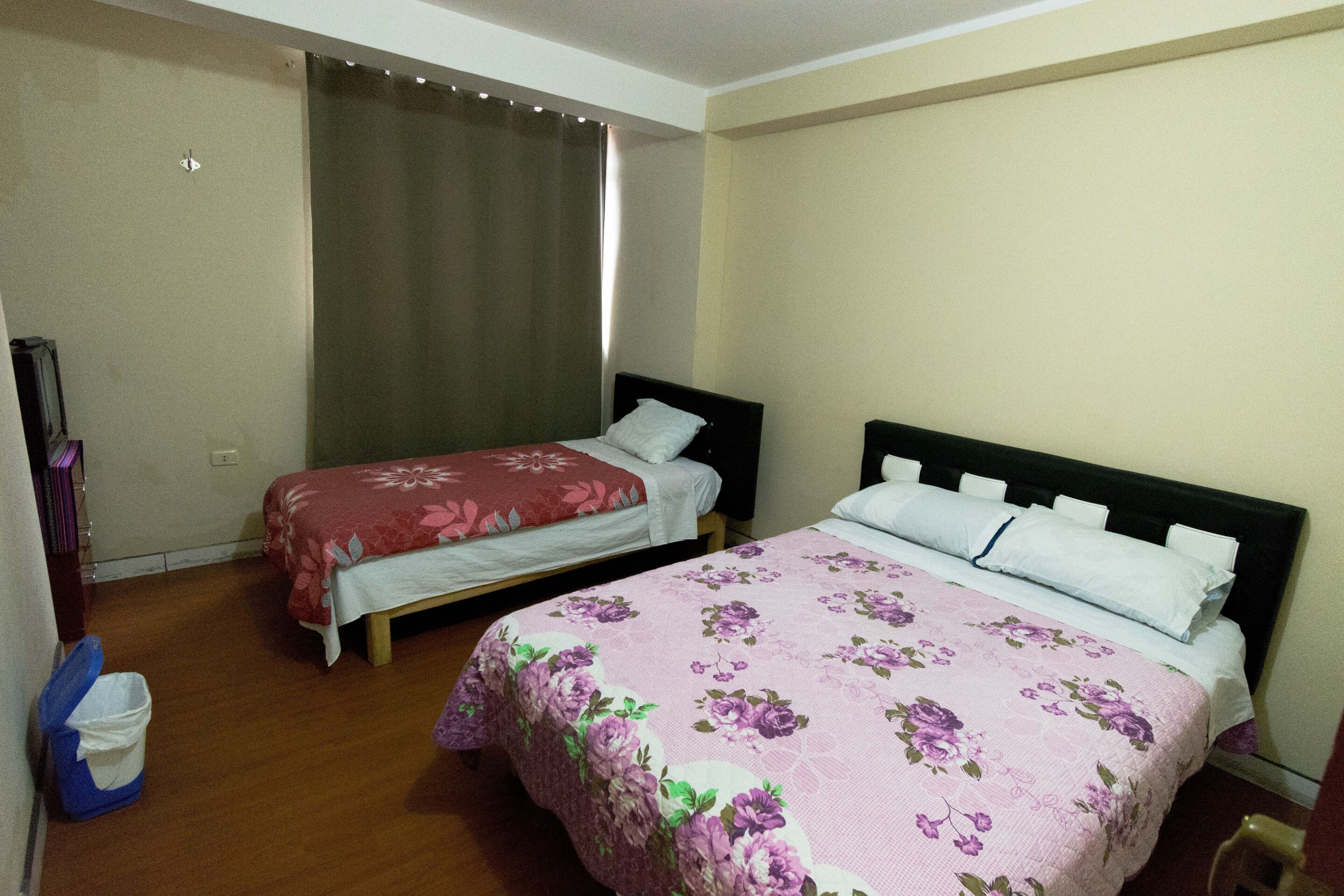Family Triple Room, Shared Bathroom | Hypo-allergenic bedding, down duvets, desk, iron/ironing board