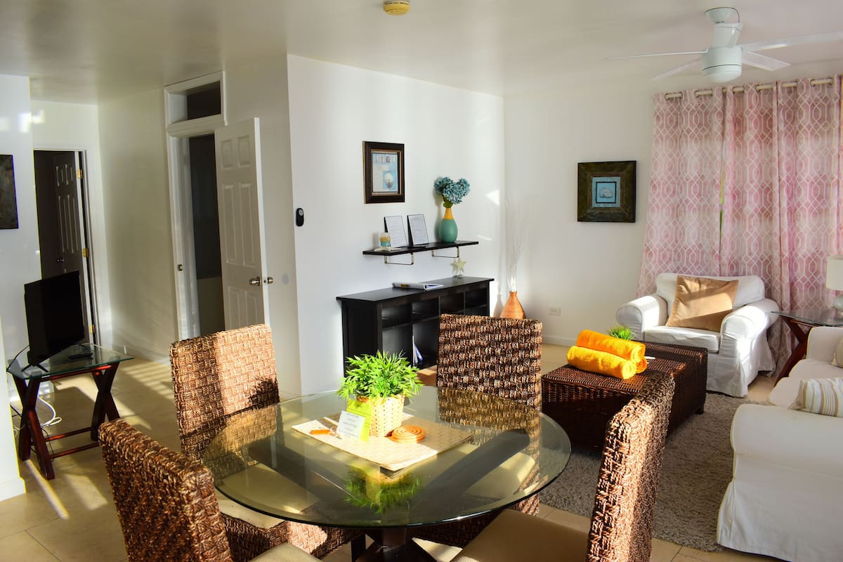 Standard Room, 2 Bedrooms, Non Smoking, Ocean View | Egyptian cotton sheets, down comforters, individually decorated