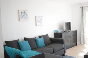 View from room - The Sands Hotel (Cockburn Town)