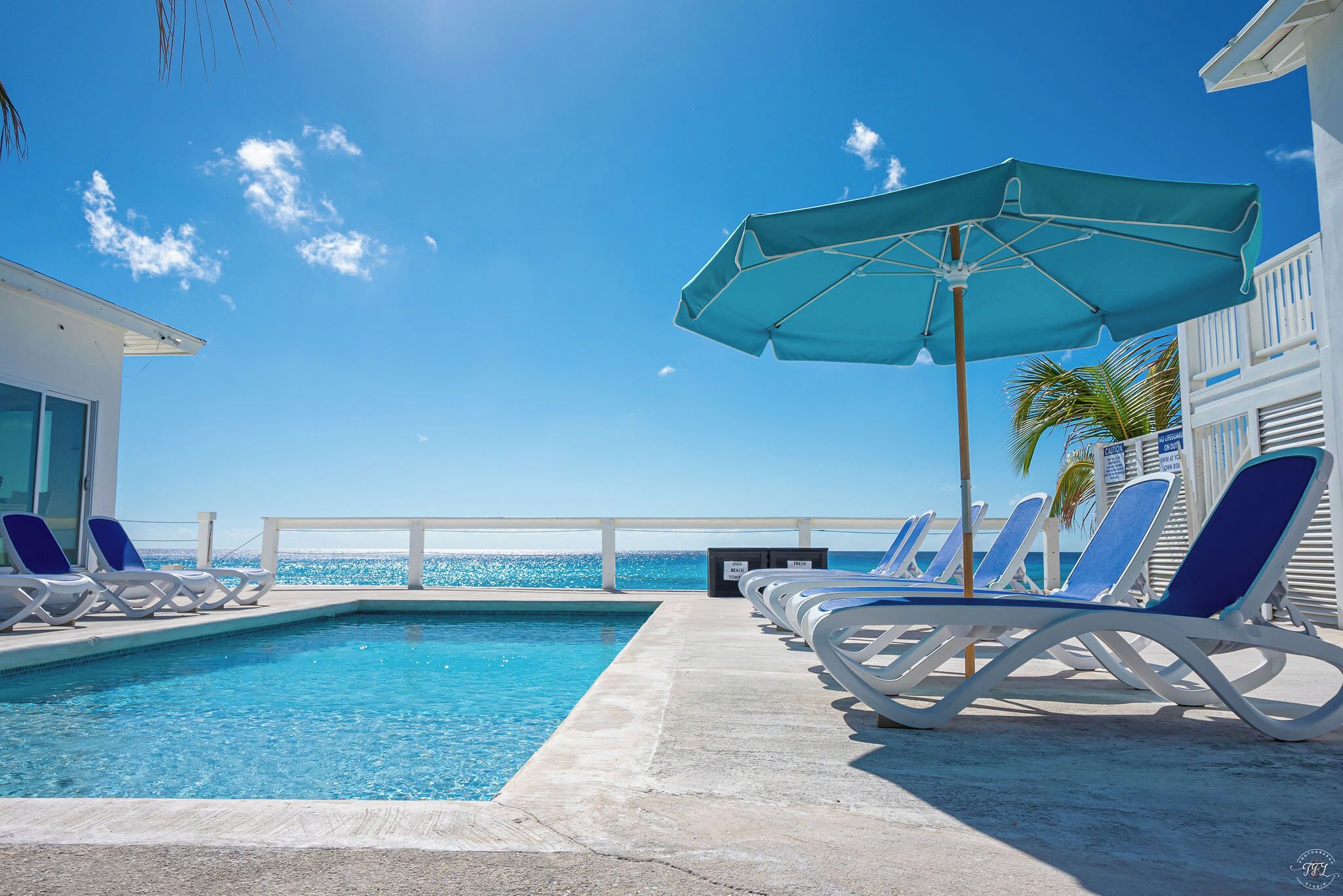 Alberca al aire libre 