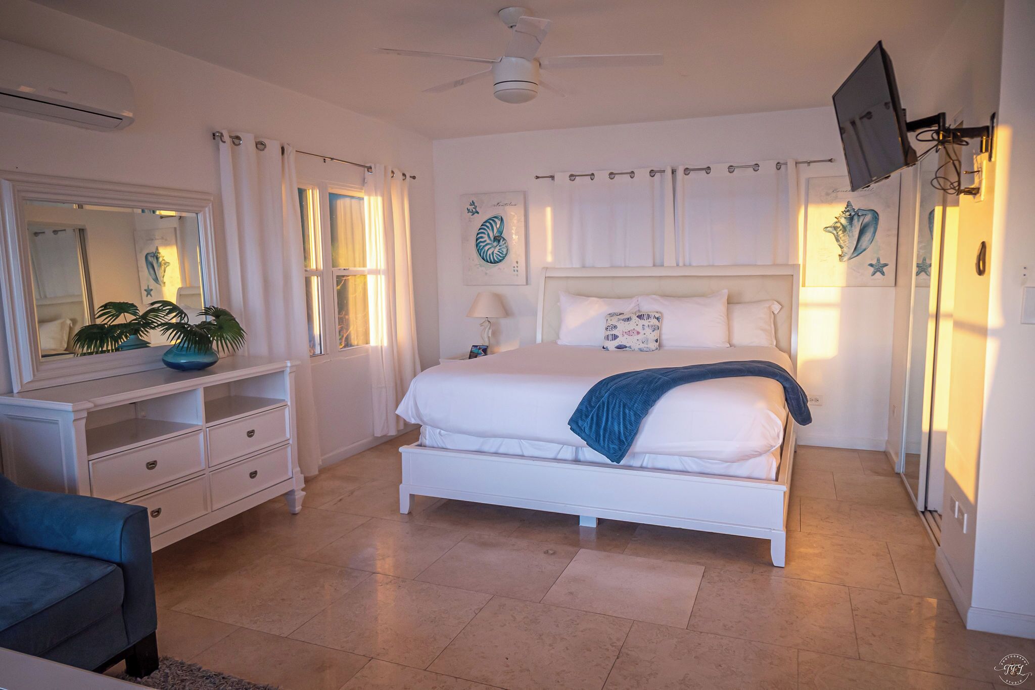 標準客房, 1 張特大雙人床, 非吸煙房, 海景 | 埃及棉床單、羽絨被、獨特設計、獨特裝修