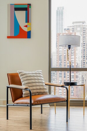 Apartamento familiar, 3 habitaciones, no fumadores, balcón (Self Check-in with Virtual Front Desk) | Vistas a la ciudad