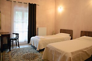 Deluxe Double or Twin Room, Mountain View | Premium bedding, soundproofing, free cribs/infant beds