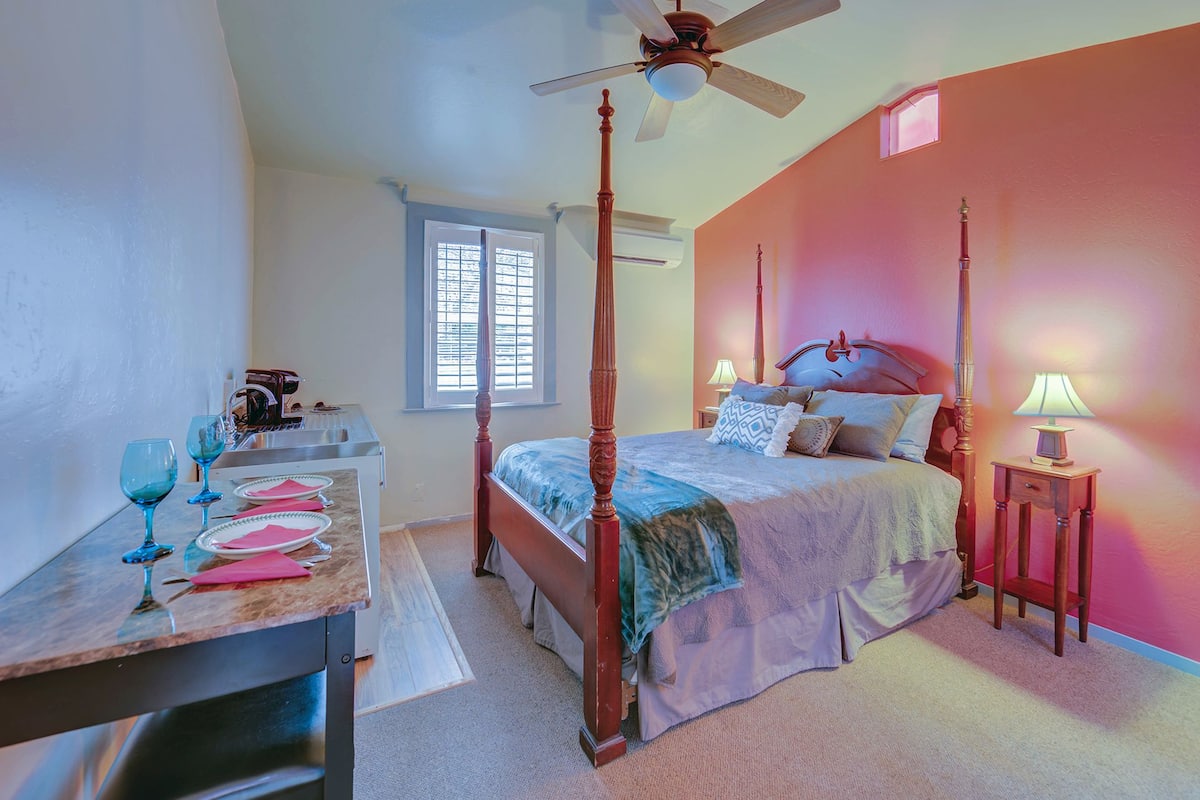 Luxury Suite, 1 Queen Bed, Terrace | Individually decorated, individually furnished, iron/ironing board