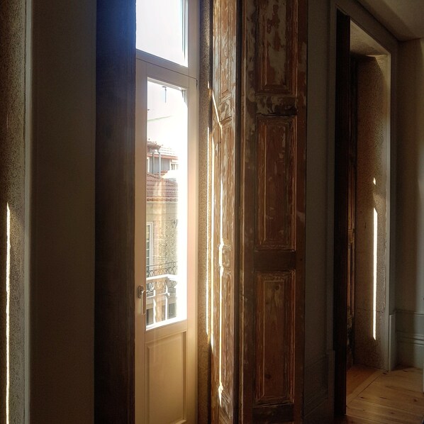 Lits bébé (gratuits), Wi-Fi gratuit, draps fournis