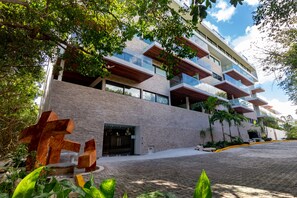 Fachada de la propiedad