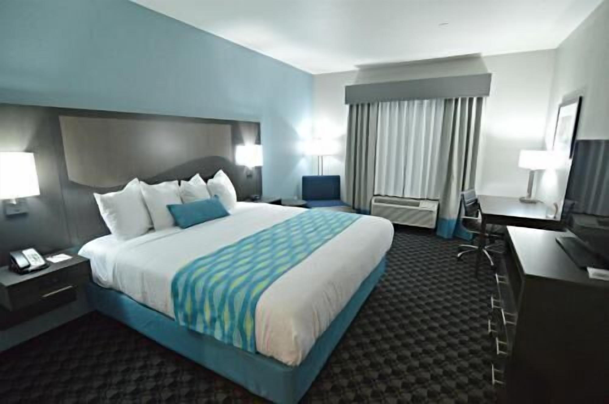 Pillowtop beds, desk, laptop workspace, iron/ironing board
