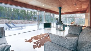 House, 4 Bedrooms, Terrace | Living room | Smart TV, fireplace, Netflix - SeaSalt Beach House (Rye)