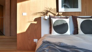 House, 4 Bedrooms, Terrace | 4 bedrooms, laptop workspace, iron/ironing board, free WiFi - SeaSalt Beach House (Rye)