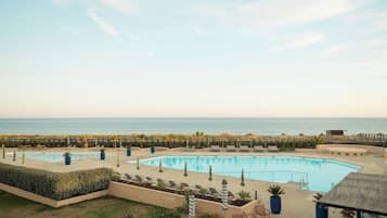 Indoor pool, outdoor pool