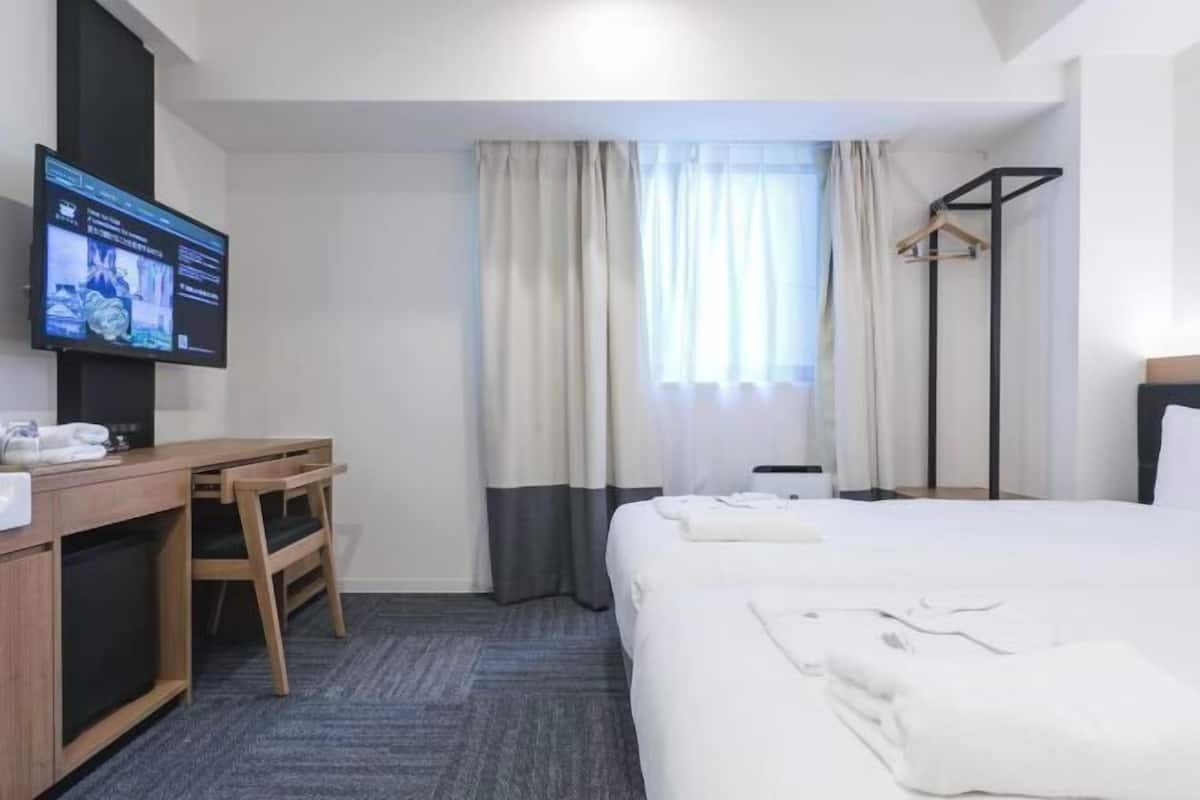 Coffres-forts dans les chambres, bureau, chambres insonorisées