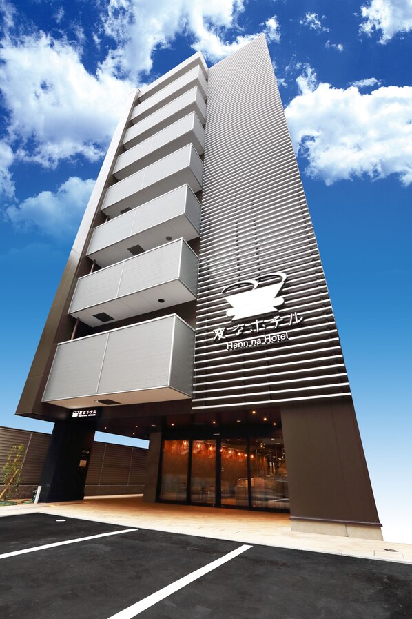 Exterior - Henn na Hotel Osaka Namba (Osaka)