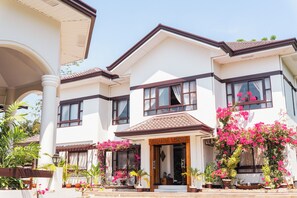 Front of property - Veranda Suites and Restaurant (Paoay)