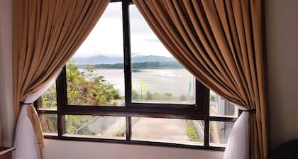 Veranda Suites and Restaurant