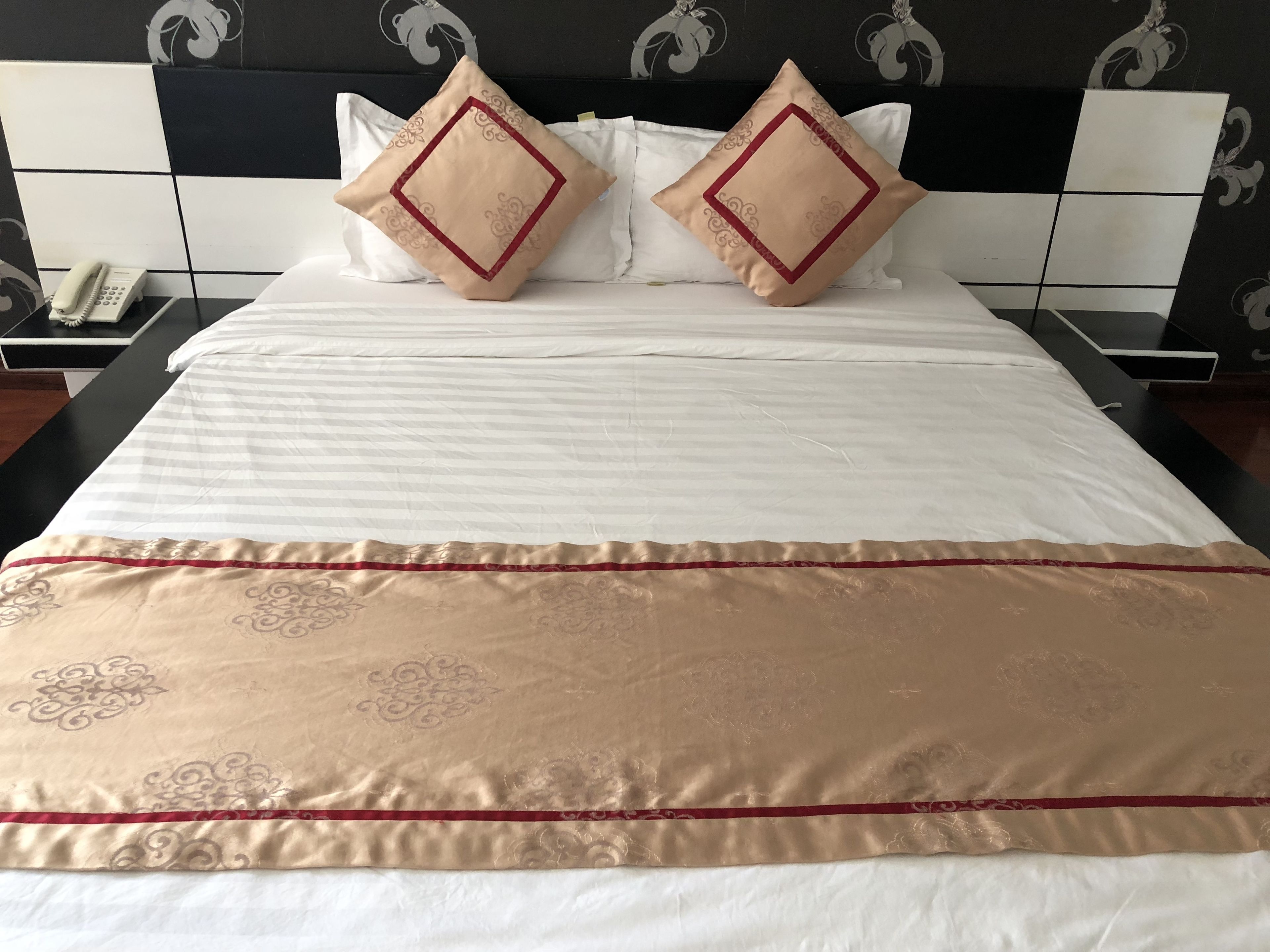 double room | minibar, desk, soundproofing, free wifi