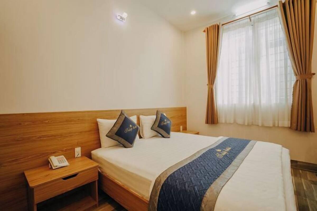 Minibar, escritorio, insonorización y wifi gratis